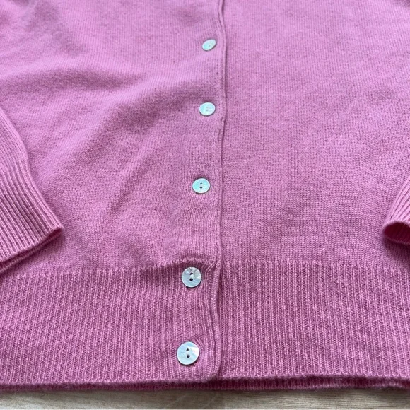Hillard & Hanson 100% Cashmere Cardigan Classic Small Button-Front Crewneck Prep - Picture 8 of 8